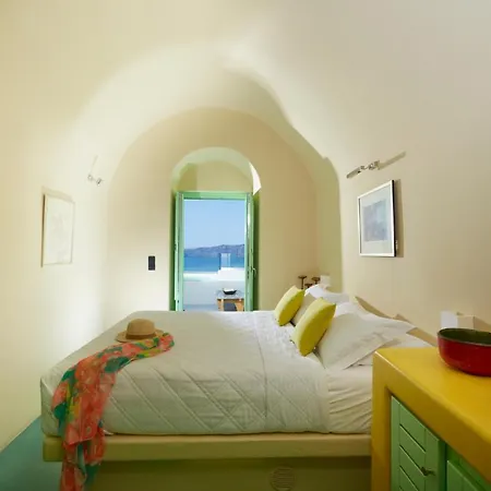 Caldera Edge View Suites