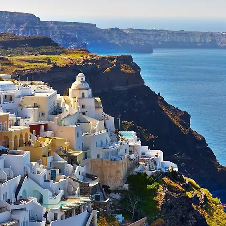 Caldera Edge View Suites Fira (Santorini)