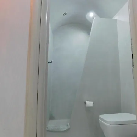 Caldera Edge View Suites *